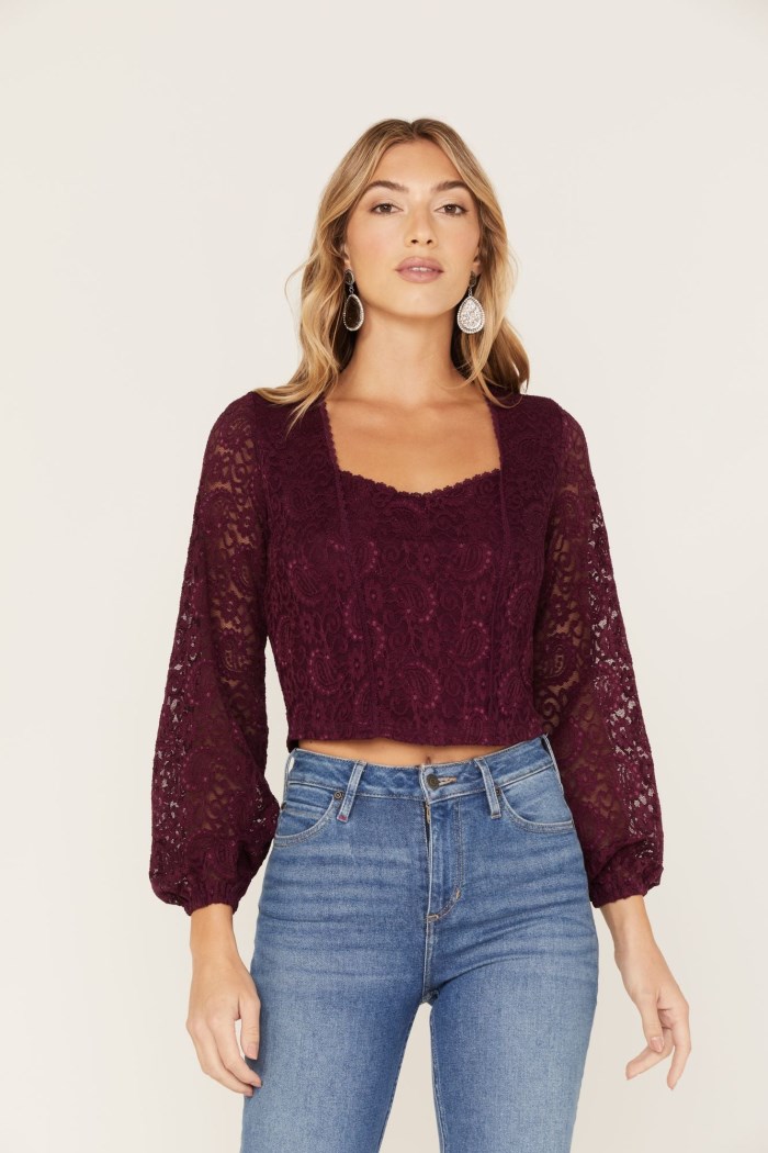 Idyllwind Women's Date Night Floral Lace Crop Top | Purple