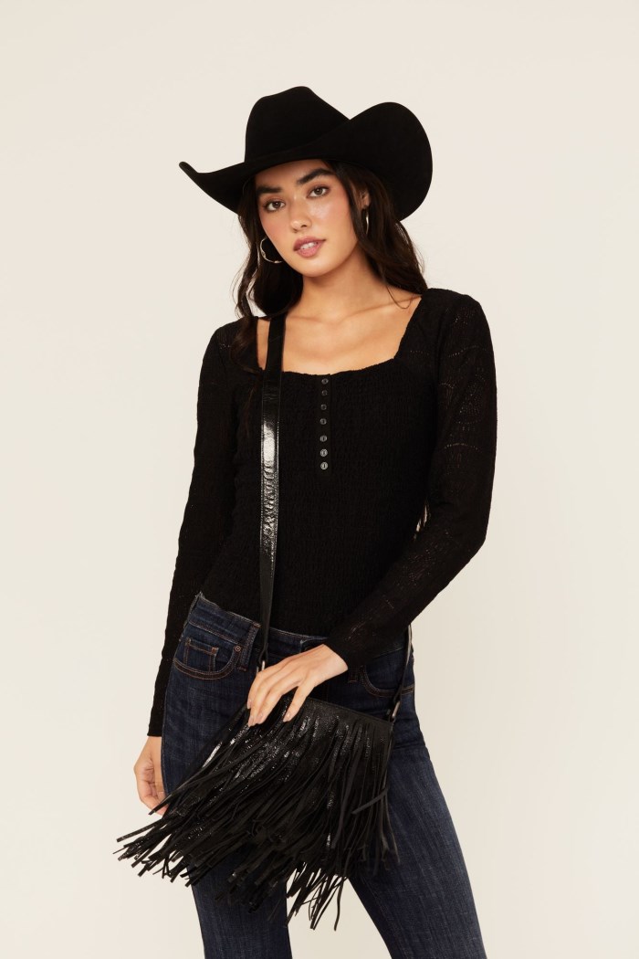 Idyllwind Women's Camarillo Metallic Fringe Suede Crossbody Bag | Black