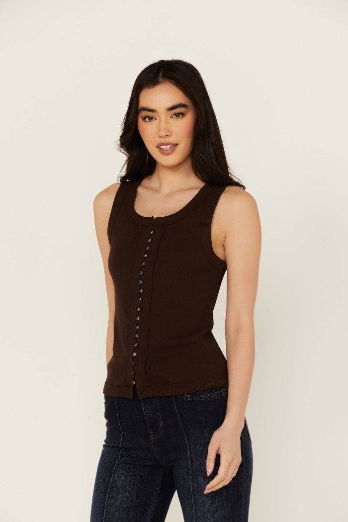 Idyllwind Women's Edna Button Front Ribbed Tank | Dark Brown