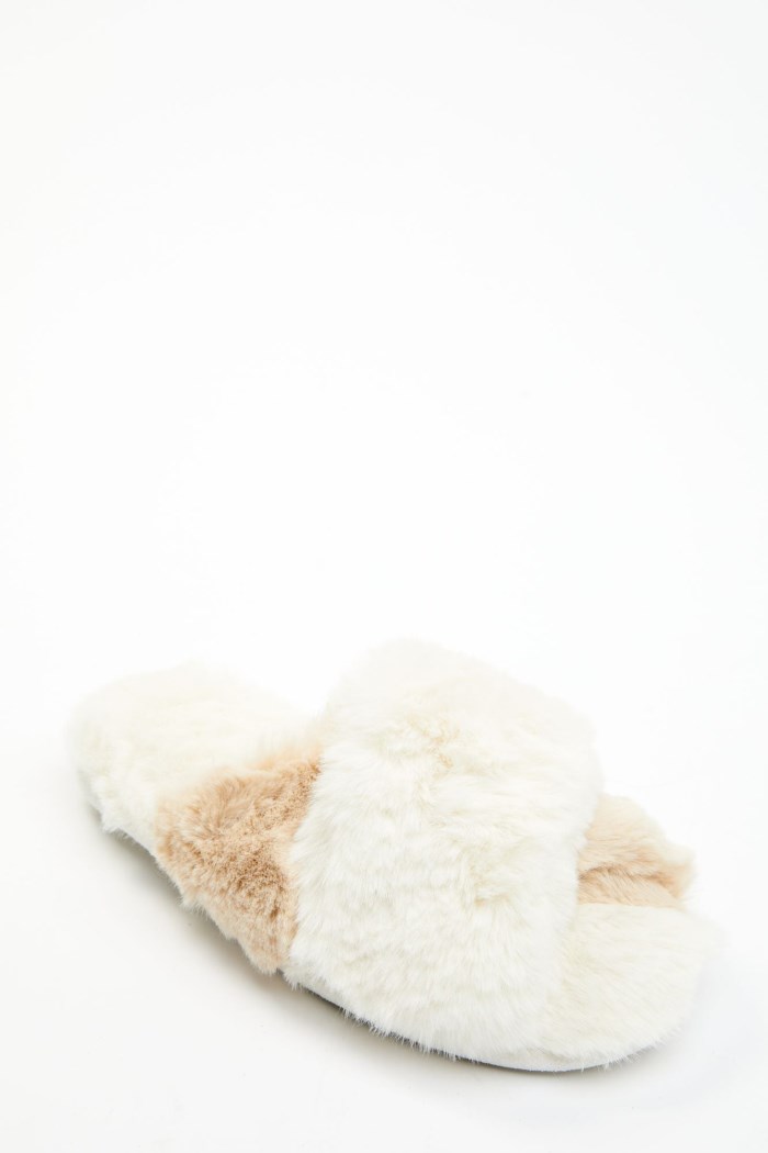 Idyllwind Women's Aspen Cream Faux Fur Slippers | Cream