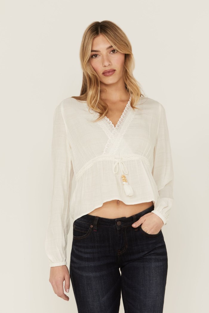 Idyllwind Women's Cherry Street Top | White