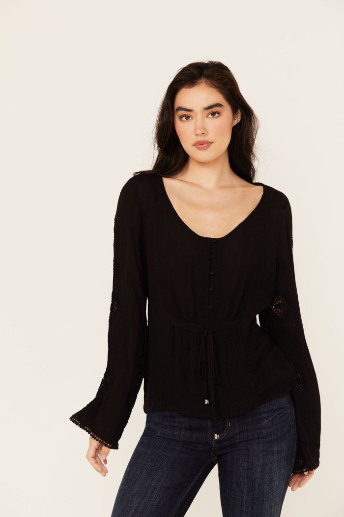 Idyllwind Women's Sharondale Embroidered Long Sleeve Button-Down Shirt | Black