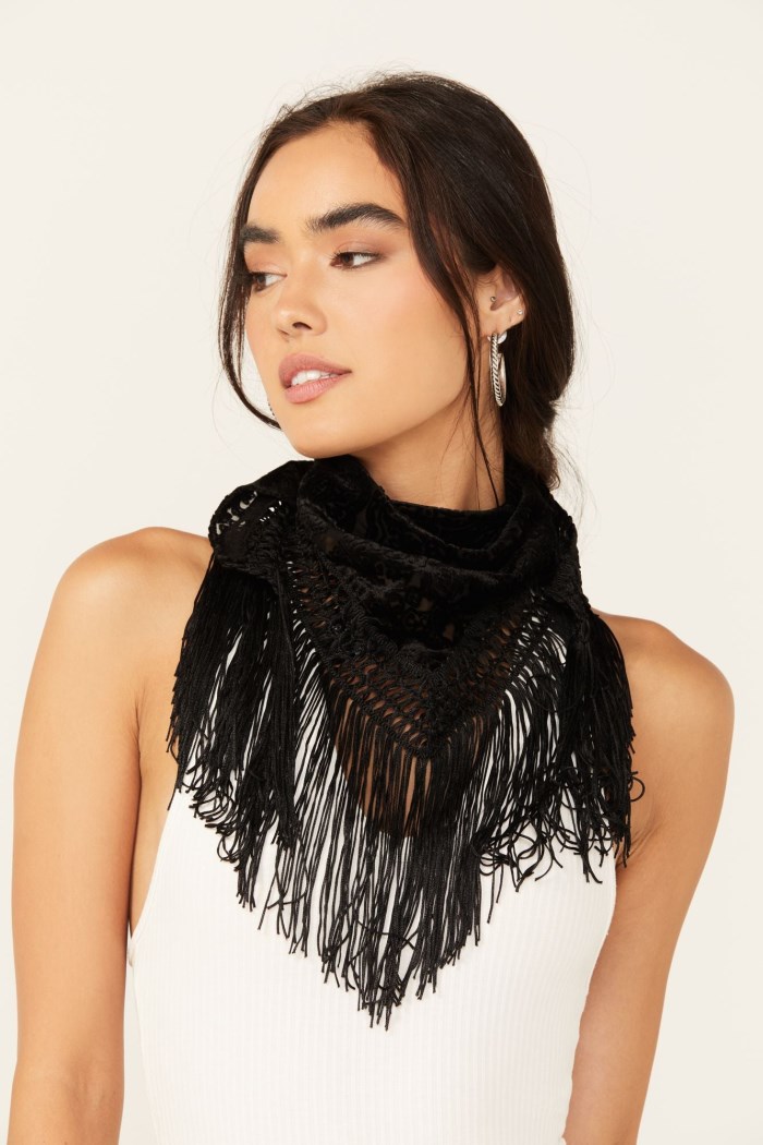 Idyllwind Women's Camillia Velvet Burnout Fringe Scarf | Black