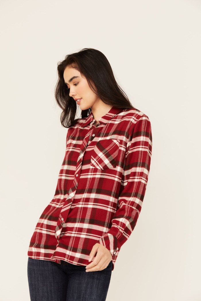 Idyllwind Women's Flannel Plaid Print Long Sleeve Snap Shirt | Wine