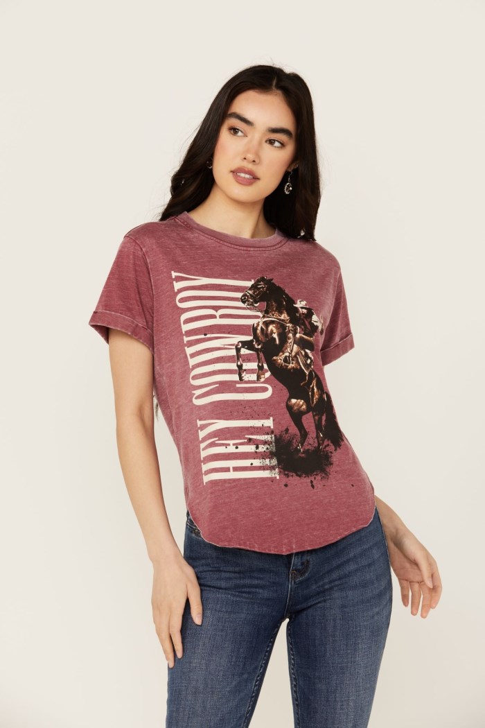 Idyllwind Women's Hey Cowboy Short Sleeve Graphic Tee | Fired Brick