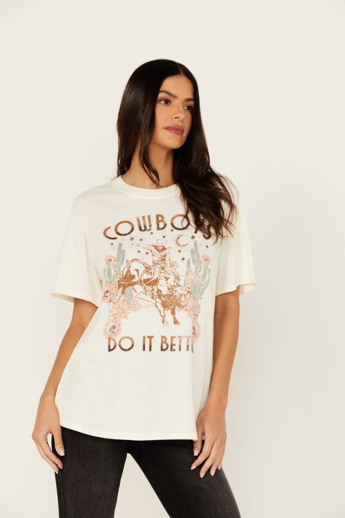 Idyllwind Women's Cowboys Do It Better Embellished Short Sleeve Graphic Tee | Ivory