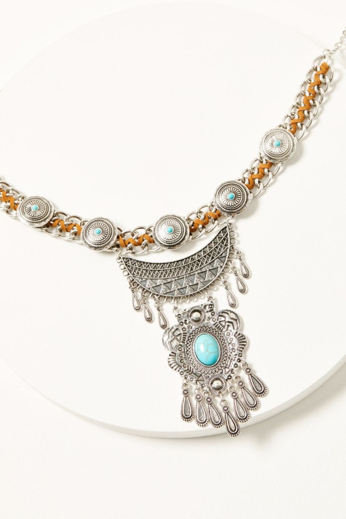 Idyllwind Women's Rim Rock Necklace | Silver