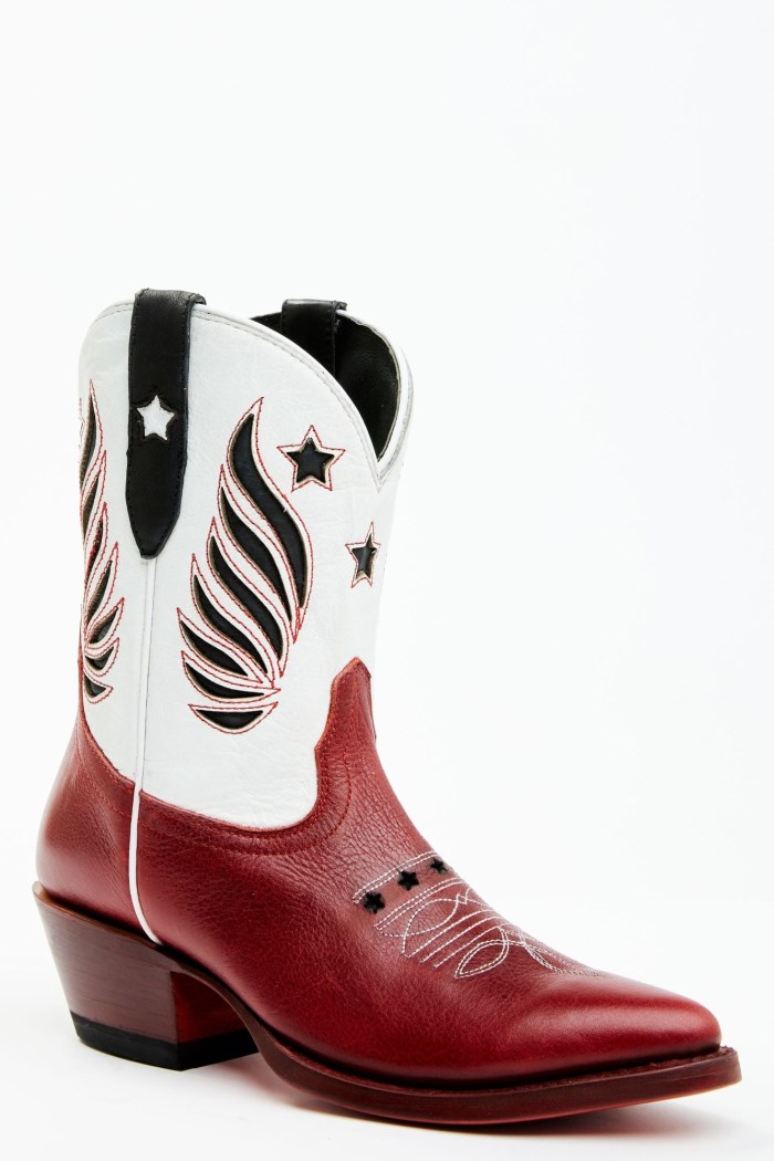 Idyllwind Women's Roadie Western Booties - Round Toe | Red