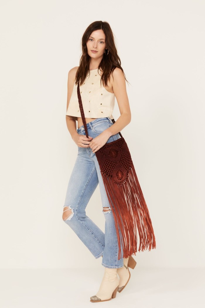 Idyllwind Women's Sevilla Macrame Crossbody | Maroon