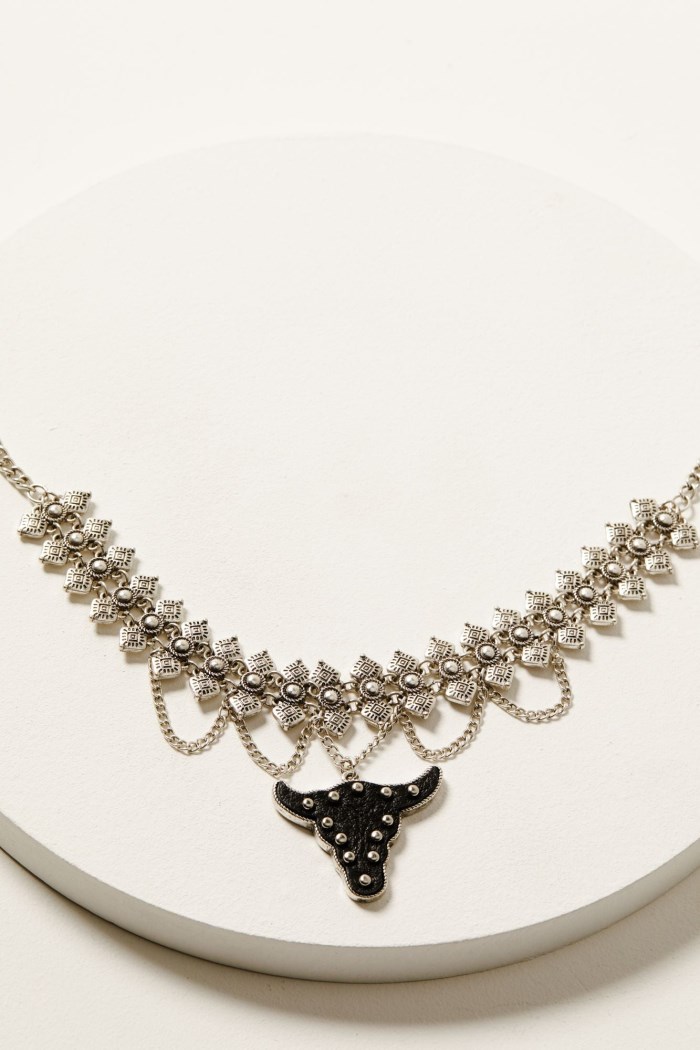 Idyllwind Women's Rock Harbour Necklace | Black