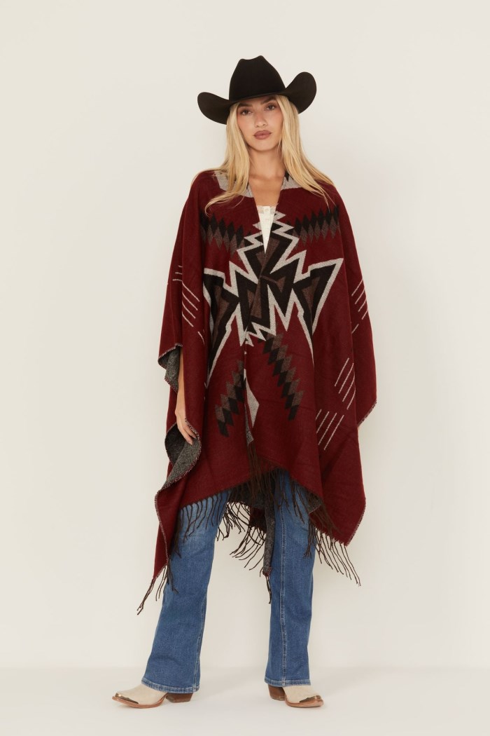 Idyllwind Women's McDowell Southwestern Print Reversible Fringe Shawl | Wine