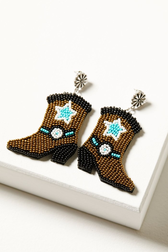 Idyllwind Women's Roundup Boot Beaded Earrings | Bronze