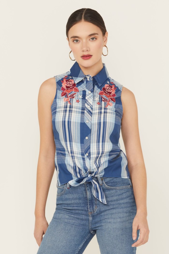 Idyllwind Women's Plaid Print Embroidered Front Sleeveless Snap Western Shirt | Blue
