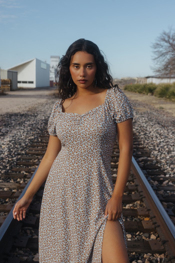 Idyllwind Women's Beth Ditsy Print Puff Sleeve Midi Dress | Caramel